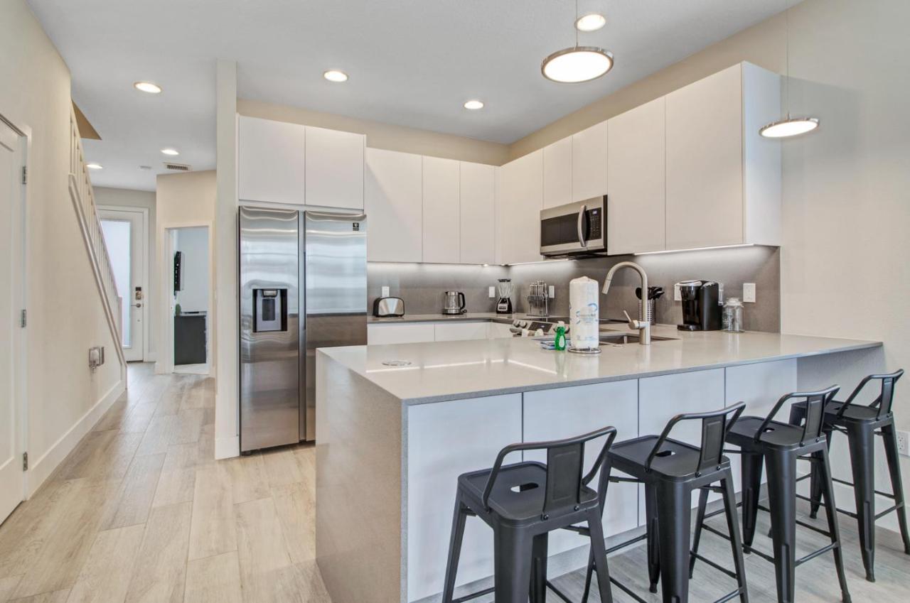 Modern Townhouse Near Disney With Heated Pool 奥兰多 外观 照片